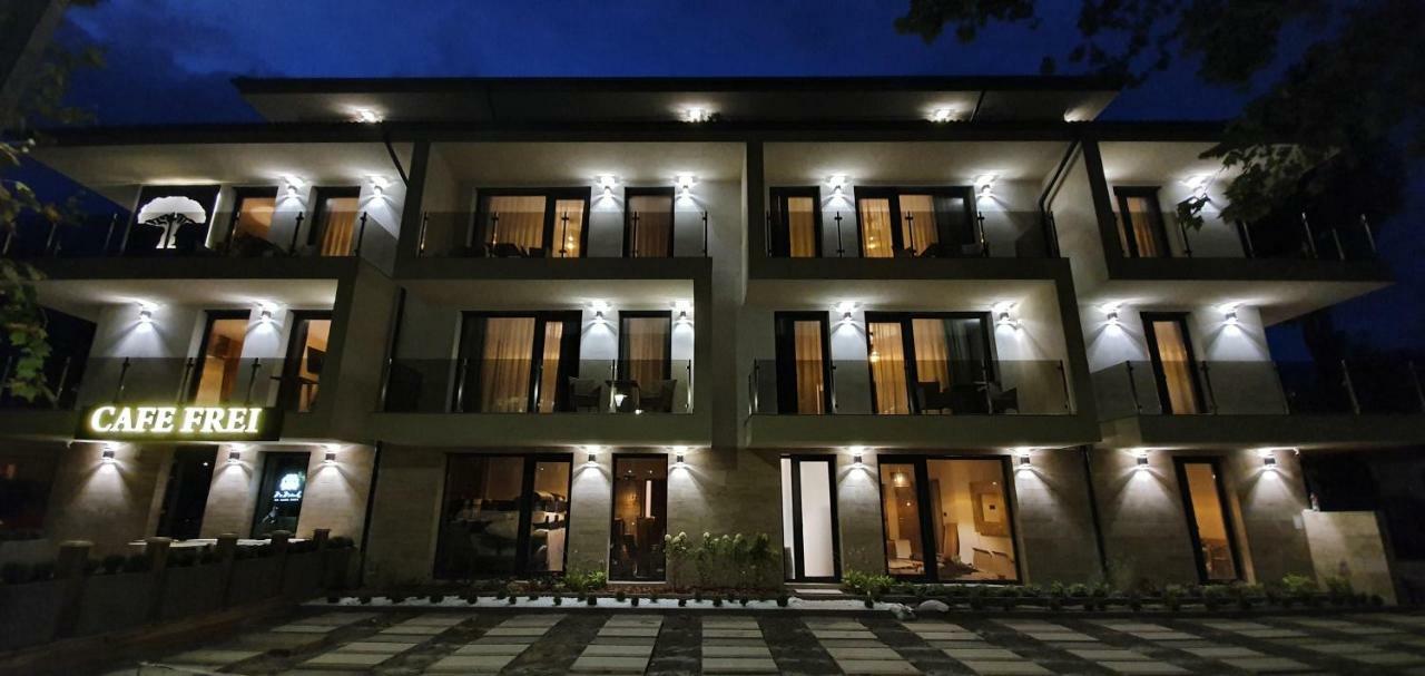 Baobab Suites Siófok Exterior foto